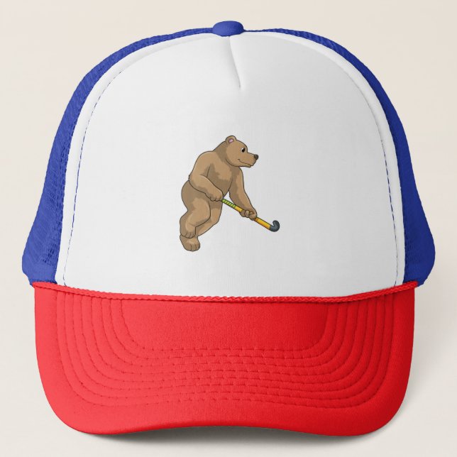 Boné Urso no Hockey com Taco de Hóquei (Frente)