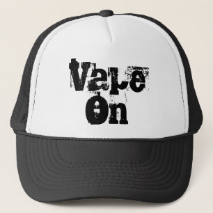 Boné Vape no chapéu do camionista