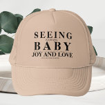 Boné Vendo sua nova alegria e amor<br><div class="desc">Celebre as alegrias da paternidade com este chapéu de caminhoneiro único e divertido "Ver seu novo bebê". Perfeito para novos pais ou amigos celebrando um recém-nascido, este chapéu combina um design moderno com uma mensagem ciumenta divertida e divertida. Apresentando o texto "Ver sua nova alegria e amor bebê" com uma...</div>