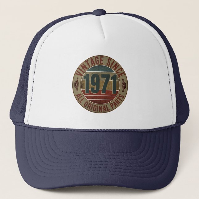 BONÉ VINTAGE 1971 BIRTHDAY GIFT TRUCKER HAT (Frente)