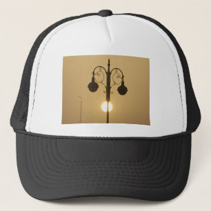 Boné Vintage Victorian Sunset street light.png