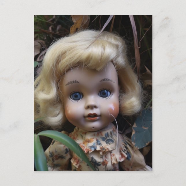 Boneca no cartão postal do Yard (Frente)