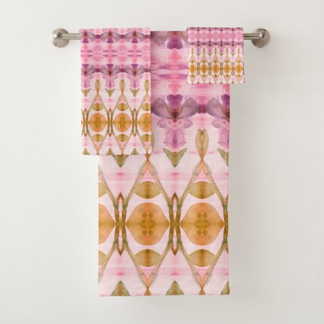 Bonito conjunto de toalhas modernas com PLum e ros (Insitu)