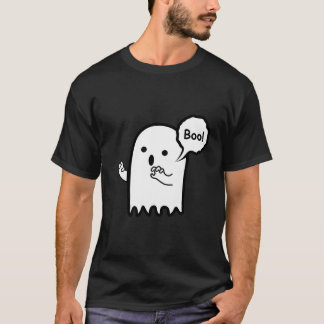 Boo! Mãos fantasmas segurando T-Shirt