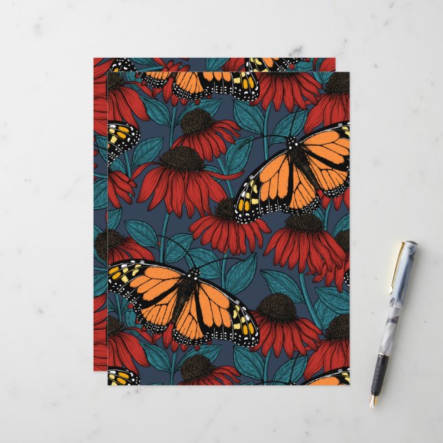 Borboleta-monarca em flores vermelhas (Frente/Verso In Situ)