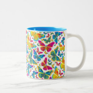 Borboletas coloridas brilhantes caneca de café