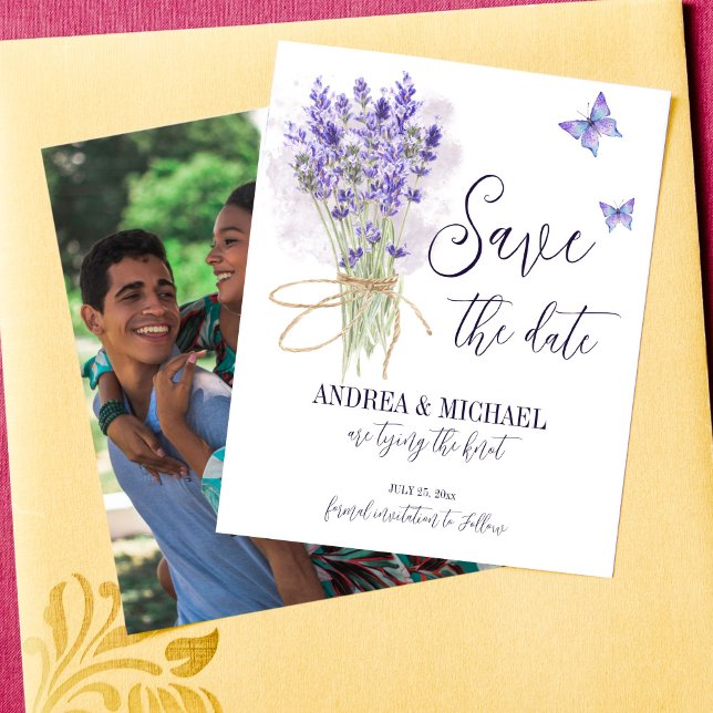 Borboletas românticas lavandas salvam a data (Criador carregado)