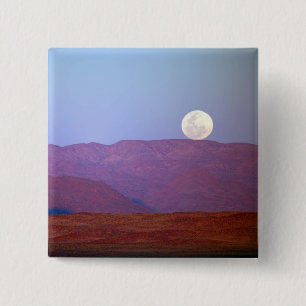 Bóton Quadrado 5.08cm África, Namíbia, Sossusvlei. Uma lua cheia repousa