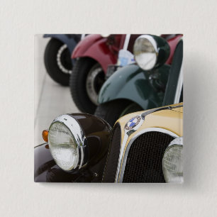 Bóton Quadrado 5.08cm Alemanha, Bayern-Bavaria, Munique. BMW Welt Car 5