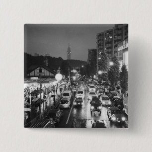Bóton Quadrado 5.08cm Ásia, Japão, Tóquio. Noite, Estação Harajuku,