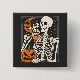 Bóton Quadrado 5.08cm Bebendo Skelex Café Lover Halloween SQ
