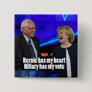 Bóton Quadrado 5.08cm Bernie tem meu coração, Hillary tem meu botão d