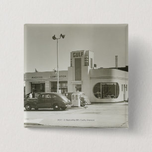 Bóton Quadrado 5.08cm Carros estacionados no posto de gasolina