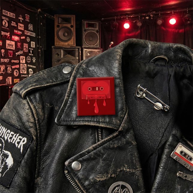 Bóton Quadrado 5.08cm Cassete de áudio com hemorragia (Criador carregado)