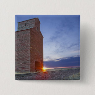 Bóton Quadrado 5.08cm Celeiro velho em Collins Montana no nascer do sol