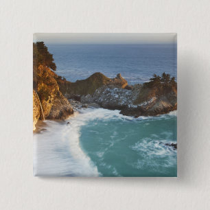 Bóton Quadrado 5.08cm Cenário McWay Falls desaba na praia e 2