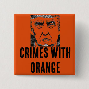 BÓTON QUADRADO 5.08CM CRIMES COM BOTÃO DE LARANJA