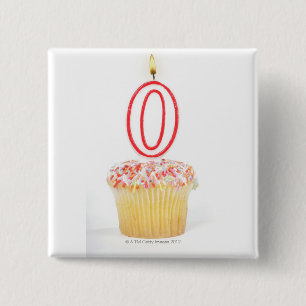 Bóton Quadrado 5.08cm Cupcake com uma vela numerada do aniversário