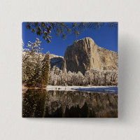 El Capitan se reflete no rio Merced em