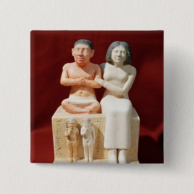 Bóton Quadrado 5.08cm Estatueta do anão Seneb e de sua família (Frente)
