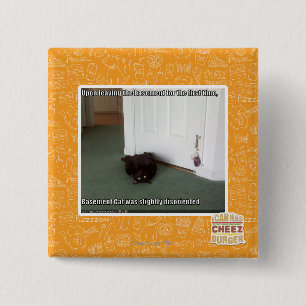 Bóton Quadrado 5.08cm Gato do porão, desorientado leve