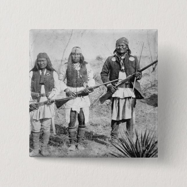 Bóton Quadrado 5.08cm Geronimo e três de seus guerreiros de Apache, 1886 (Frente)