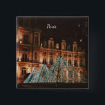 Bóton Quadrado 5.08cm Le Louvre, Paris, France<br><div class="desc">Le Louvre at night</div>