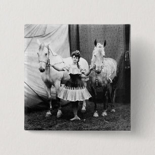 Bóton Quadrado 5.08cm Menina em pêlo: 1904