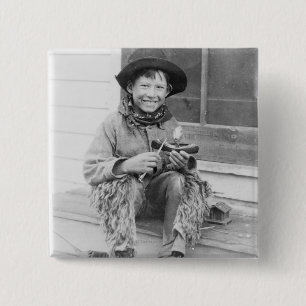 Bóton Quadrado 5.08cm Menino vestido como o vaqueiro com brinquedos