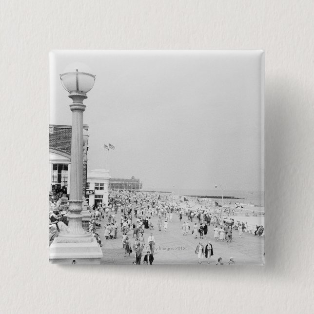 Bóton Quadrado 5.08cm Multidões 2 (Frente)