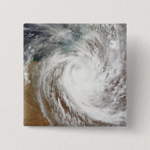 Bóton Quadrado 5.08cm O ciclone Laurence se move para o interior