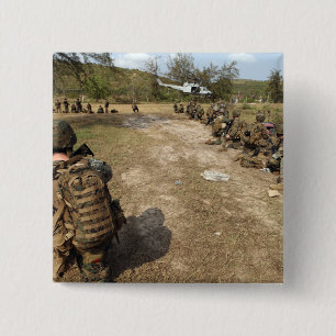 Bóton Quadrado 5.08cm Os fuzileiros navais dos E.U. fornecem a seguranç