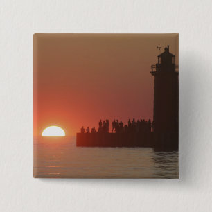 Bóton Quadrado 5.08cm Pessoas farol pôr do sol silhueta ao sul