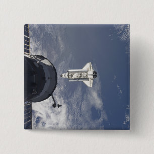 Bóton Quadrado 5.08cm Space Shuttle Atlantis e uma nave espacial russa