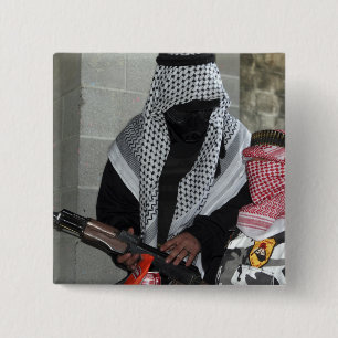 Bóton Quadrado 5.08cm Um agressor inimigo que desempenha um papel armou