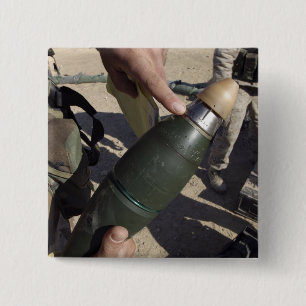 Bóton Quadrado 5.08cm Um líder de esquadrão aponta para um ajuste de ret