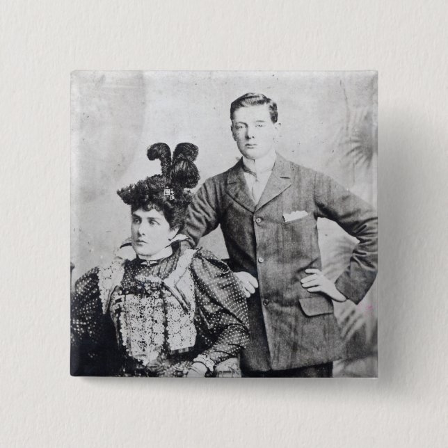 Bóton Quadrado 5.08cm Winston Churchill com seu mãe 2 (Frente)