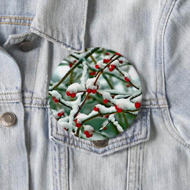 Bóton Redondo 10.16cm Berries vermelhos na neve (2025) (In Situ)