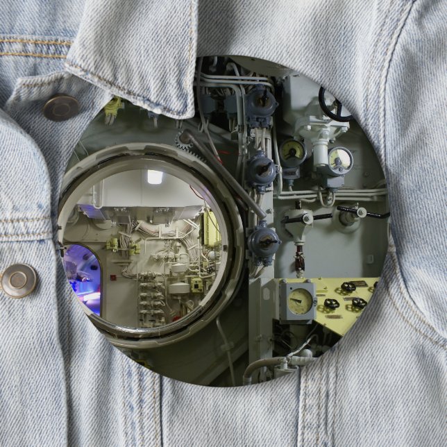 Bóton Redondo 15.24cm escotilha de um antigo submarino retrô (In Situ)