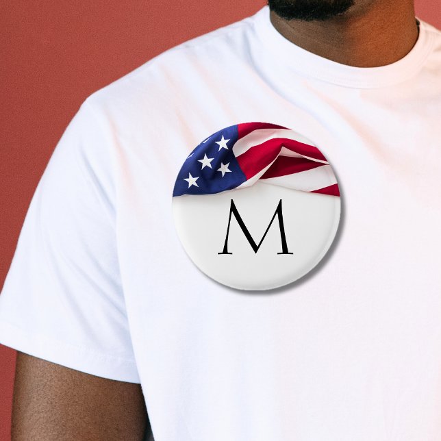 Bóton Redondo 2.54cm Bandeira Americana Monogramada em Negrito (Bold American Flag Monogrammed Button)