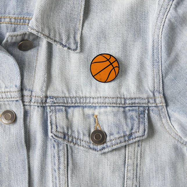 Bóton Redondo 2.54cm Classic Varsity Basketball Hoops Game Day Style (In Situ)