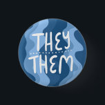 Bóton Redondo 2.54cm ELES/ELES Pronunciam Azul Colorido Manchado Colori<br><div class="desc">Decorre sua roupa com este botão de arte legal. Faz um presente excelente! Você pode personalizá-lo e adicionar texto também. Procure em meu compro muito mais cores e padrões! Avise-me se quiser algo personalizado também.</div>