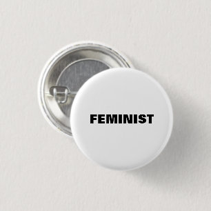 Bóton Redondo 2.54cm Letras pretas "feministas" - fundo branco