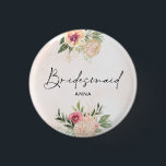 Bóton Redondo 2.54cm Peony e Crachá de Sangue de Folha de Ouro<br><div class="desc">Projetado para coordenar com a nossa coleção Peony e Dourada, este crachá de bridesmaid personalizável apresenta flores rosa e douradas de pedras com folhagem verde num fundo de aquarela. Para personalização mais avançada deste design, por exemplo, alteração do layout, da fonte ou do tamanho do texto, clique no botão "PERSONALIZAR"...</div>