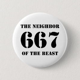 Bóton Redondo 5.08cm 667 Vizinho Da Besta (preto no branco)