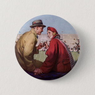 Bóton Redondo 5.08cm Amor e Romance Vintage, Casal em Jogo de Futebol
