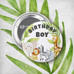 Bóton Redondo 5.08cm Aves Selvagens Selvagens Selvagens<br><div class="desc">Este botão apresenta uma bela ilustração dos animais da selva. As palavras BIRTHDAY BOY são escritas através do botão com o nome da criança. Personalize ou personalize-o da maneira que quiser.</div>