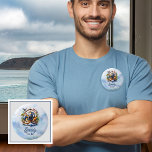 Bóton Redondo 5.08cm Bichos de Arca de Noé Mamãe de Garoto Azul<br><div class="desc">Bem-vindos à nossa coleção do Chá de fraldas "Noah's Ark Cute Animal Blue Boy", onde o encanto encontra-se mestiço em todos os detalhes. Inspirada pela história de eterno da Arca de Noé, esta coleção captura a inocência e a alegria de acolher um novo pacote de alegria no mundo. Imaginem animais...</div>