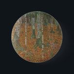 Bóton Redondo 5.08cm Birch Forest por Gustav Klimt, Vintage Art Nouveau<br><div class="desc">Birch Forest (c. 1903), de Gustav Klimt, é uma pintura típica da Era Vitoriana Simbiolismo das belas artes, que apresenta uma cena natural. Uma floresta com pássaros e folhas no outono, com folhas castanhas espalhadas no chão. Sobre o artista: Gustav Klimt (1862-1918) era um pintor simbolista austríaco e um dos...</div>
