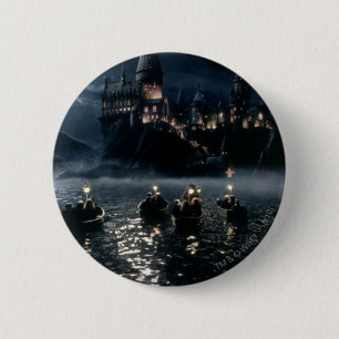 Bóton Redondo 5.08cm Castelo Harry Potter   Chegada a Hogwarts